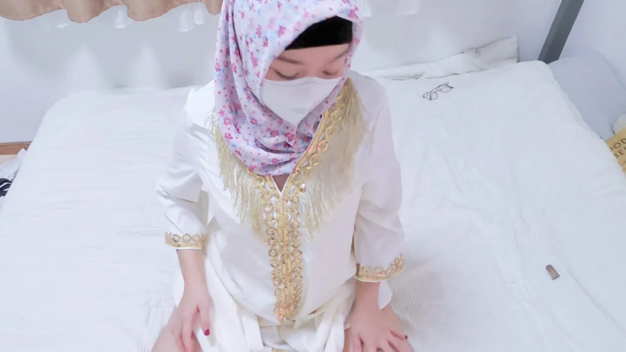 POV: Malaysian Hijabi Girl Teasing You With White Abaya Showing Off Her Big Booty